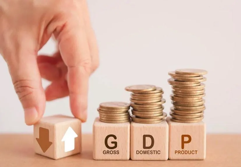 📈 6 tháng đầu năm tăng trưởng 8,18%, Việt Nam cần làm gì để đạt mục tiêu GDP tăng 2 con số trong năm 2026?