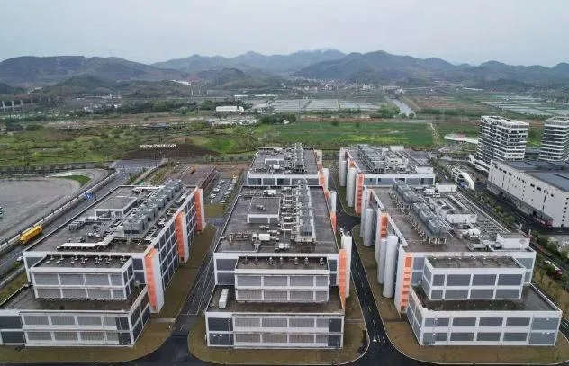 Lãng phí tại dự án 94 Lò Đúc và bóng dáng Tân Hoàng Minh, SHB
