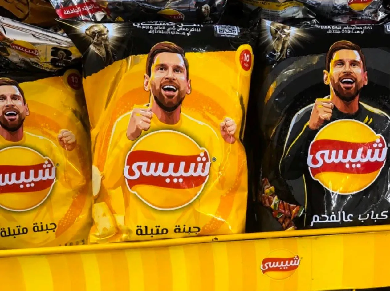 🍟Ai Cập thua Argentina, thương hiệu snack lớn nhất nước lập tức ❝gỡ❞ hình Messi?