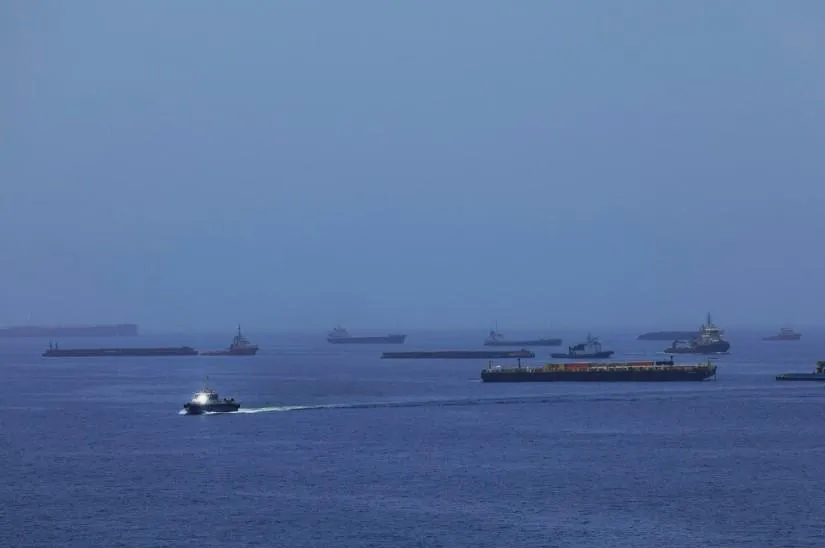 🛢️ Eo biển Hormuz vẫn chưa ❝thông suốt❞: Dòng dầu khí mới chỉ phục hồi khoảng 1/3, chi phí vận chuyển tăng mạnh