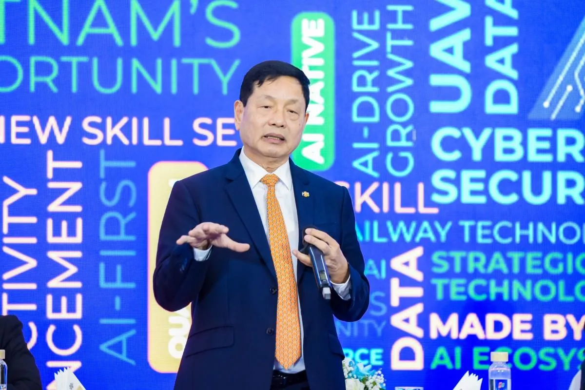 📉 Sau tuyên bố ❝FPT đang tái sinh❞, cổ phiếu FPT gần chia đôi từ đỉnh, tài sản ông Trương Gia Bình giảm hơn 7.000 tỷ đồng