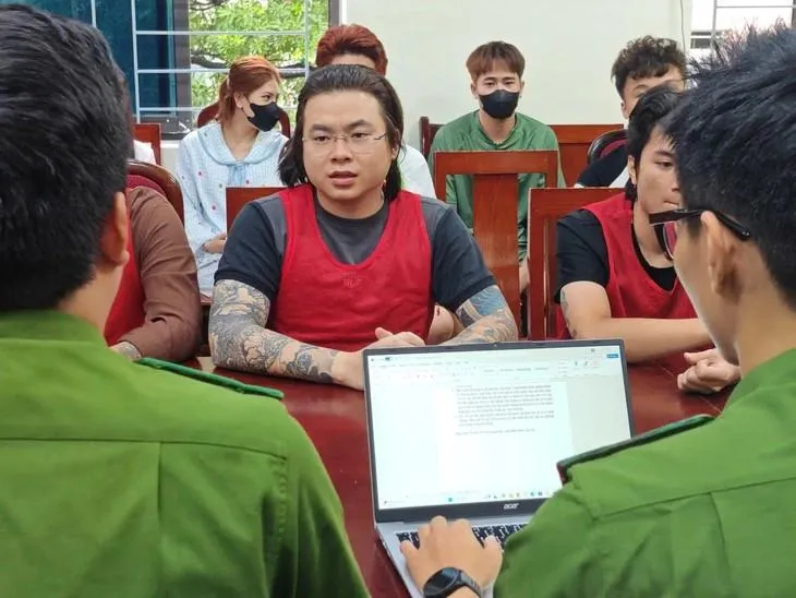 Phạm Tuấn – “em trai Khá Bảnh” từng quảng bá tiền ảo với lời hứa tăng giá 1.000 lần