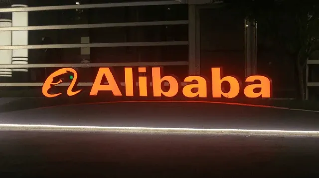 Alibaba phải trả giá vì “bán rẻ” 710 triệu cổ phiếu để đổ tiền vào AI