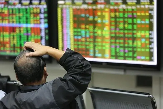 VN-Index tiến sát 1.850 điểm: Chuyên gia khuyến nghị nhà đầu tư làm gì sau kỳ nghỉ lễ?