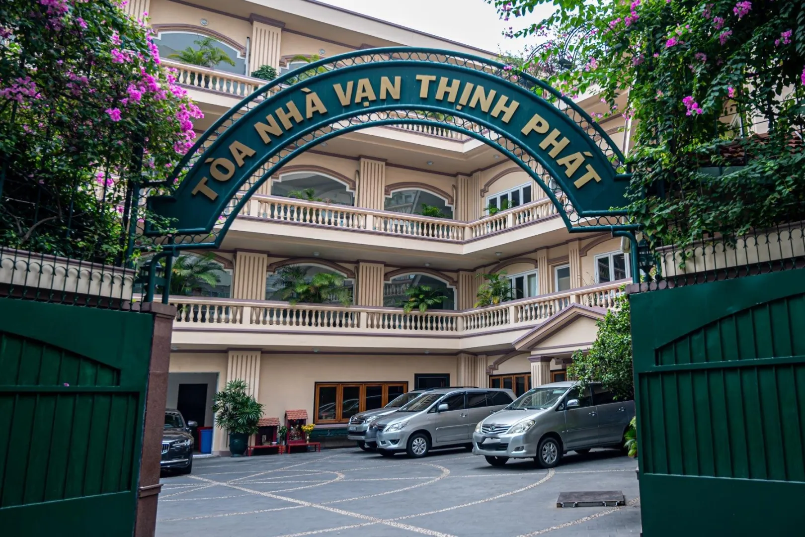 Nhiều tài sản của bà Trương Mỹ Lan được săn đón với giá cao, thu về khoảng 1.800 tỷ đồng
