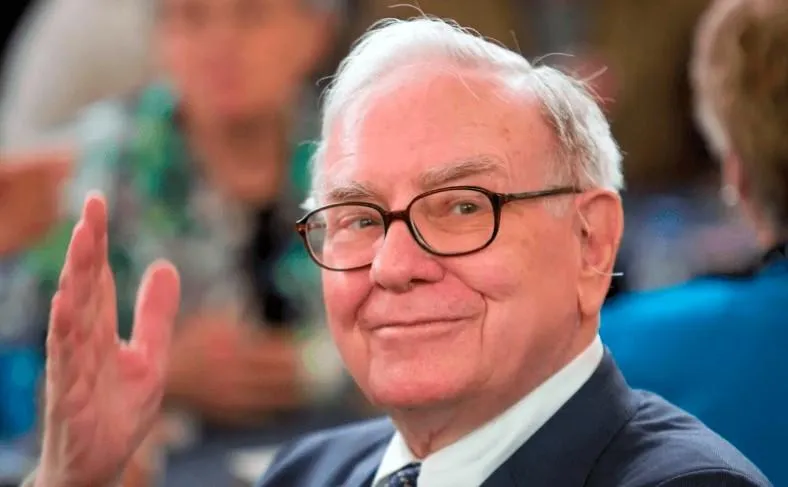 Warren Buffett tiết lộ cách đầu tư đơn giản giúp phần lớn nhà đầu tư kiếm tiền dài hạn