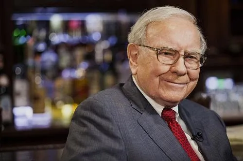 Warren Buffett tìm kiếm điều gì trước khi mua một doanh nghiệp?