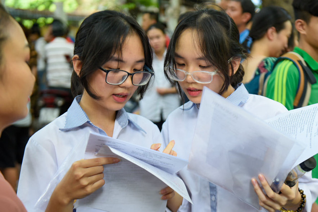 Đáp án đề thi vào lớp 10 môn chuyên Tiếng Anh năm 2021 Hà Nội
