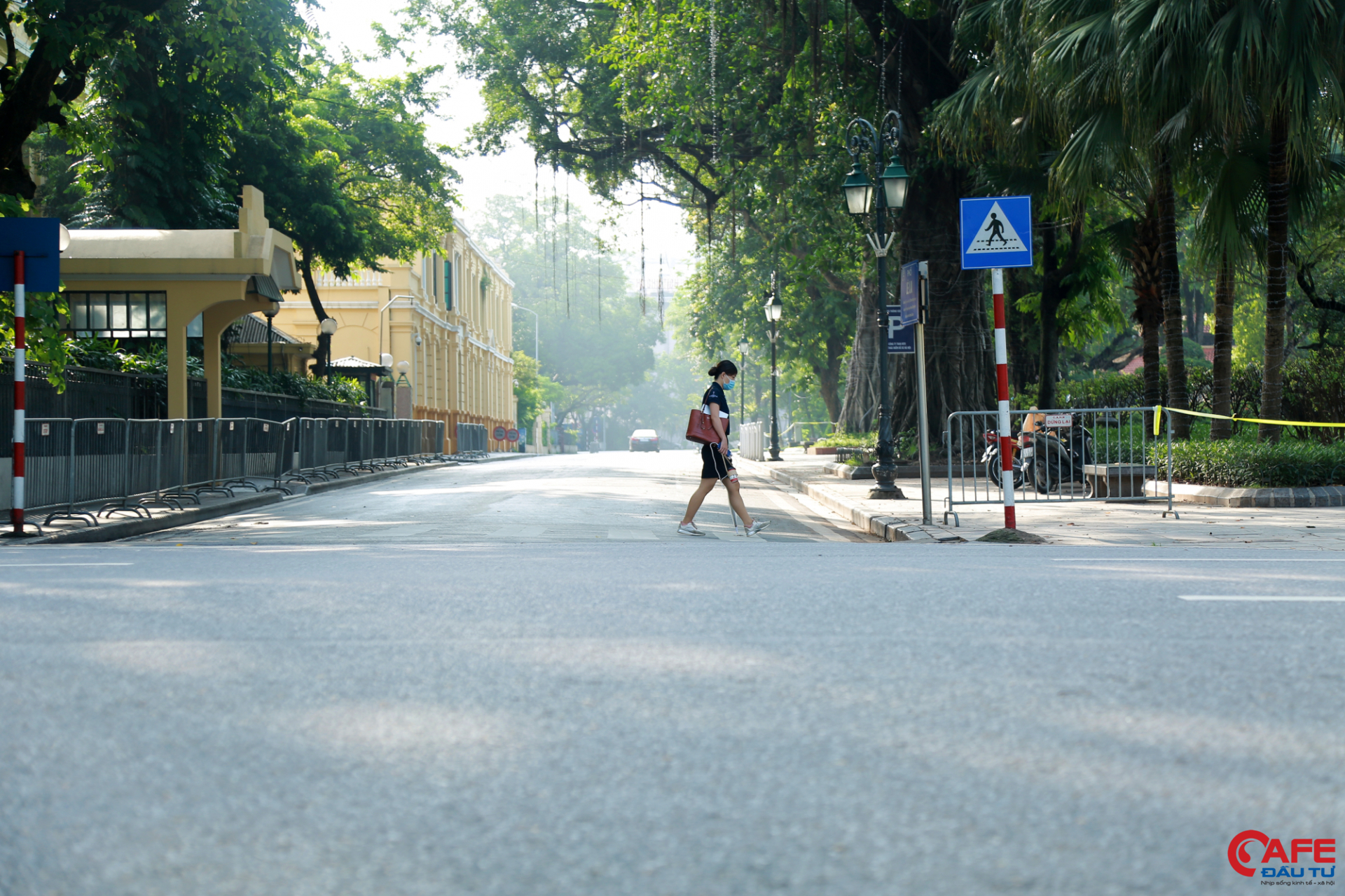 CDC Hà Nội: Thành phố có thể sẽ giãn cách ít nhất 1 tuần nữa?