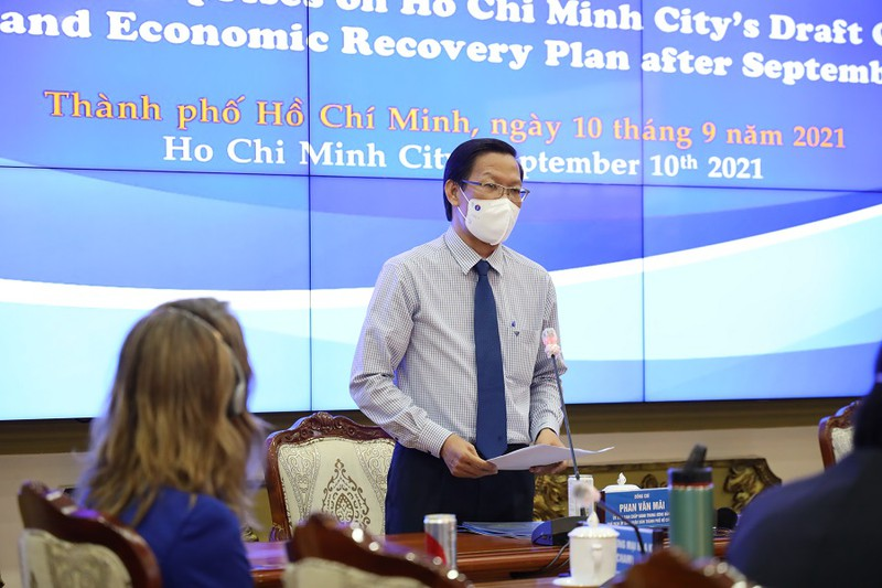 TP. HCM nêu lộ trình dự kiến 'mở cửa' các hoạt động từ sau 15/9