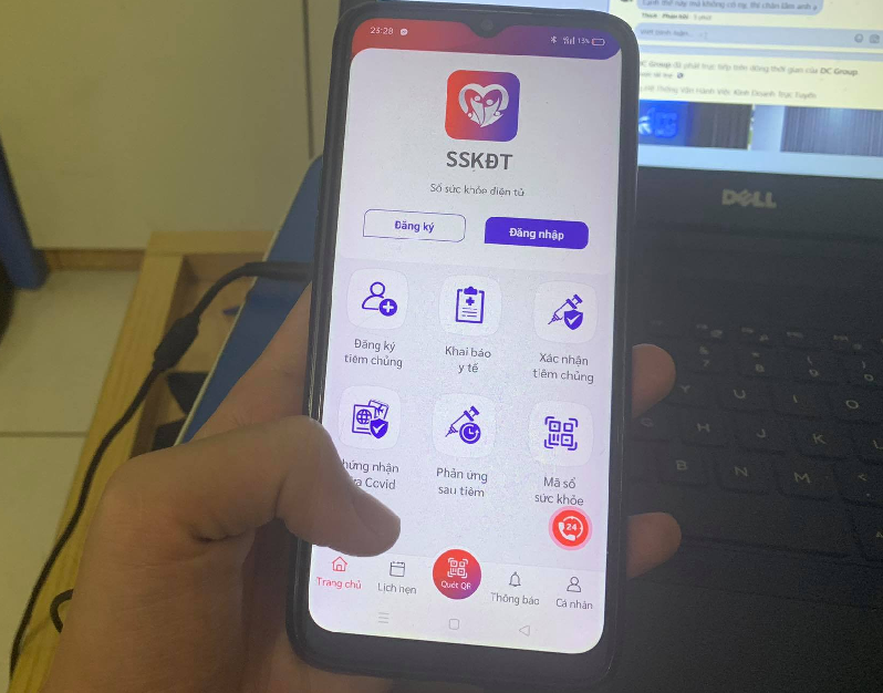 Thủ tướng yêu cầu cần quy định rõ 'người có app xanh được di chuyển, app đỏ thì không được di chuyển'