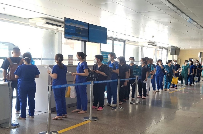 Đoàn y bác sĩ Đà Nẵng “đảo quân” tiếp sức cho TP.HCM