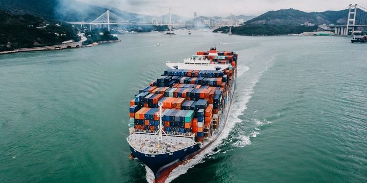 Bất chấp Covid-19, 2020 vẫn là một năm thắng lợi của xuất khẩu ở Việt Nam