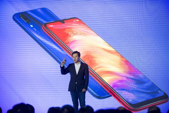 Bị đưa vào 'danh sách đen' khiến các lãnh đạo của Xiaomi mất hàng tỷ USD