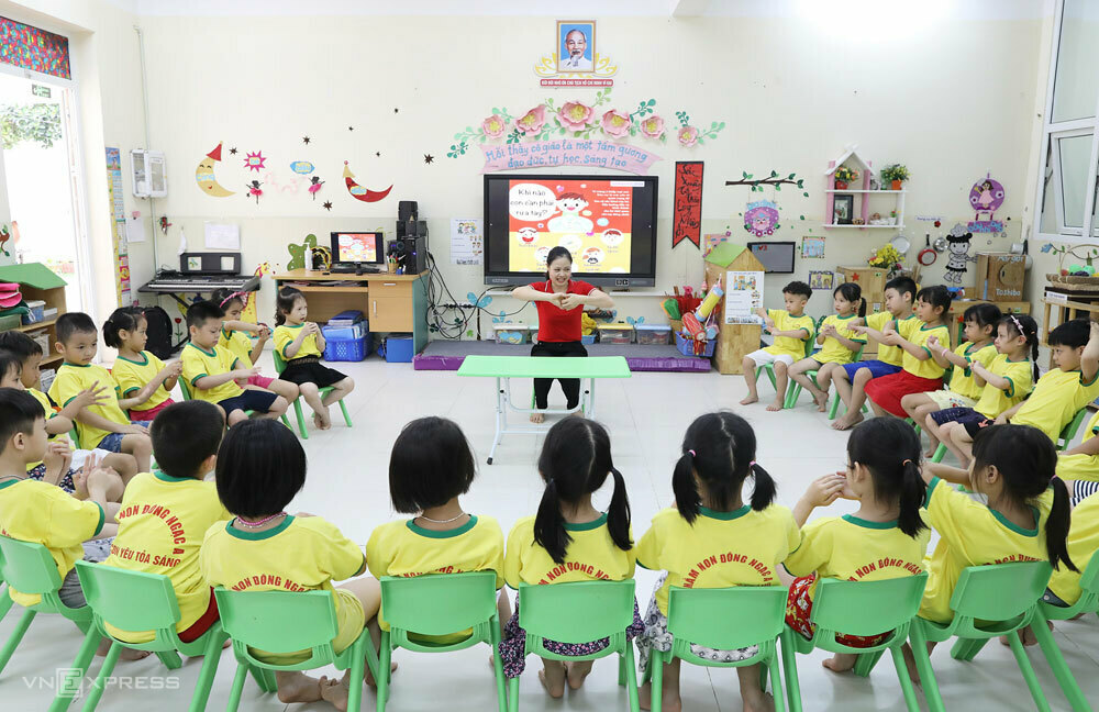 Áp dụng hệ số lương mới cho giáo viên từ 20/3