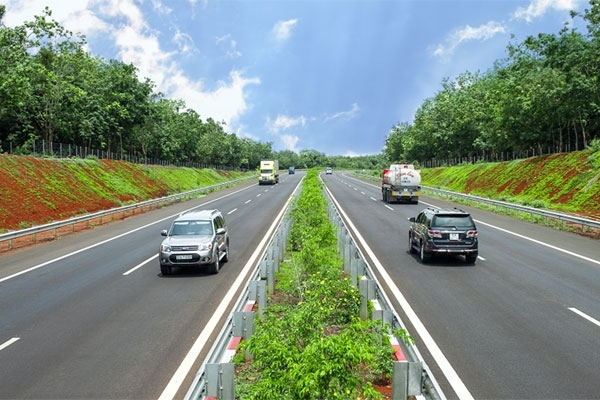 Ninh Thuận khẩn trương di dời hạ tầng phục vụ xây dựng tuyến cao tốc Bắc - Nam