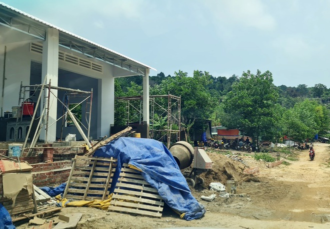 Phú Quốc cưỡng chế thí điểm 7 hộ dân xây nhà trái phép