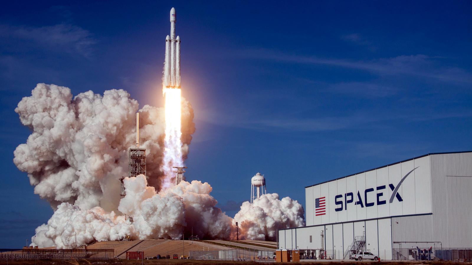 Tên lửa của SpaceX lại phát nổ trong chuyến bay thử nghiệm