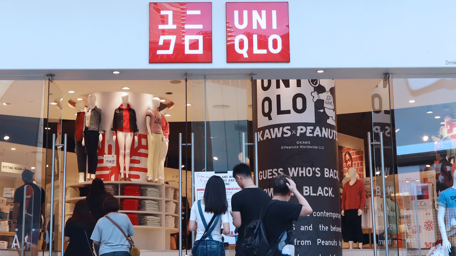 Thương hiệu Uniqlo công bố lợi nhuận 6 tháng tăng đến 23%