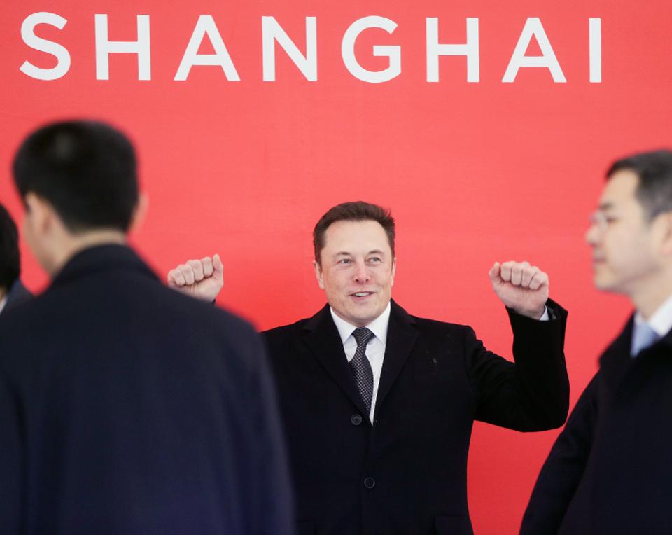 Tesla đang cố tránh tầm ngắm của chính quyền Trung Quốc