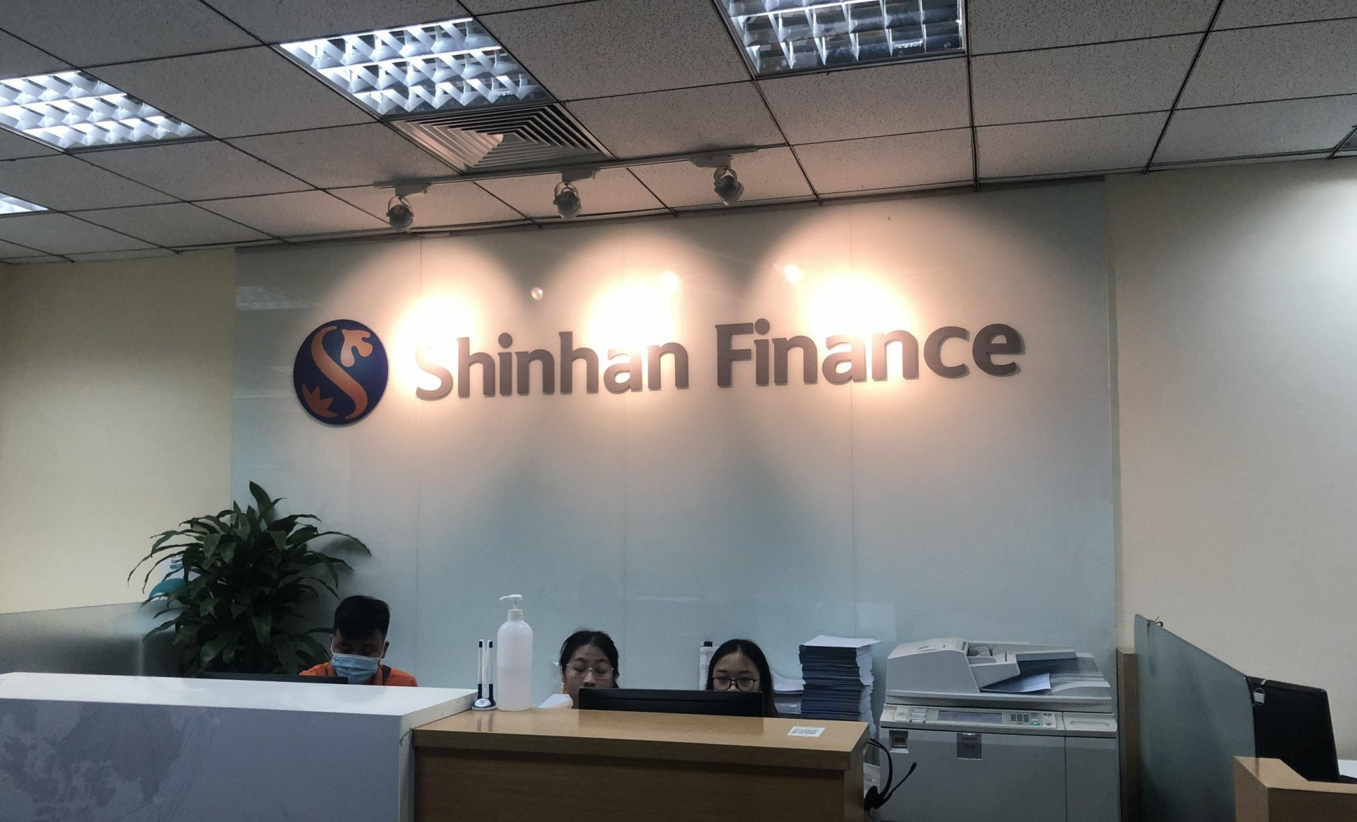 Công ty Tài Chính TNHH MTV Shinhan Việt Nam đòi nợ thế nào?