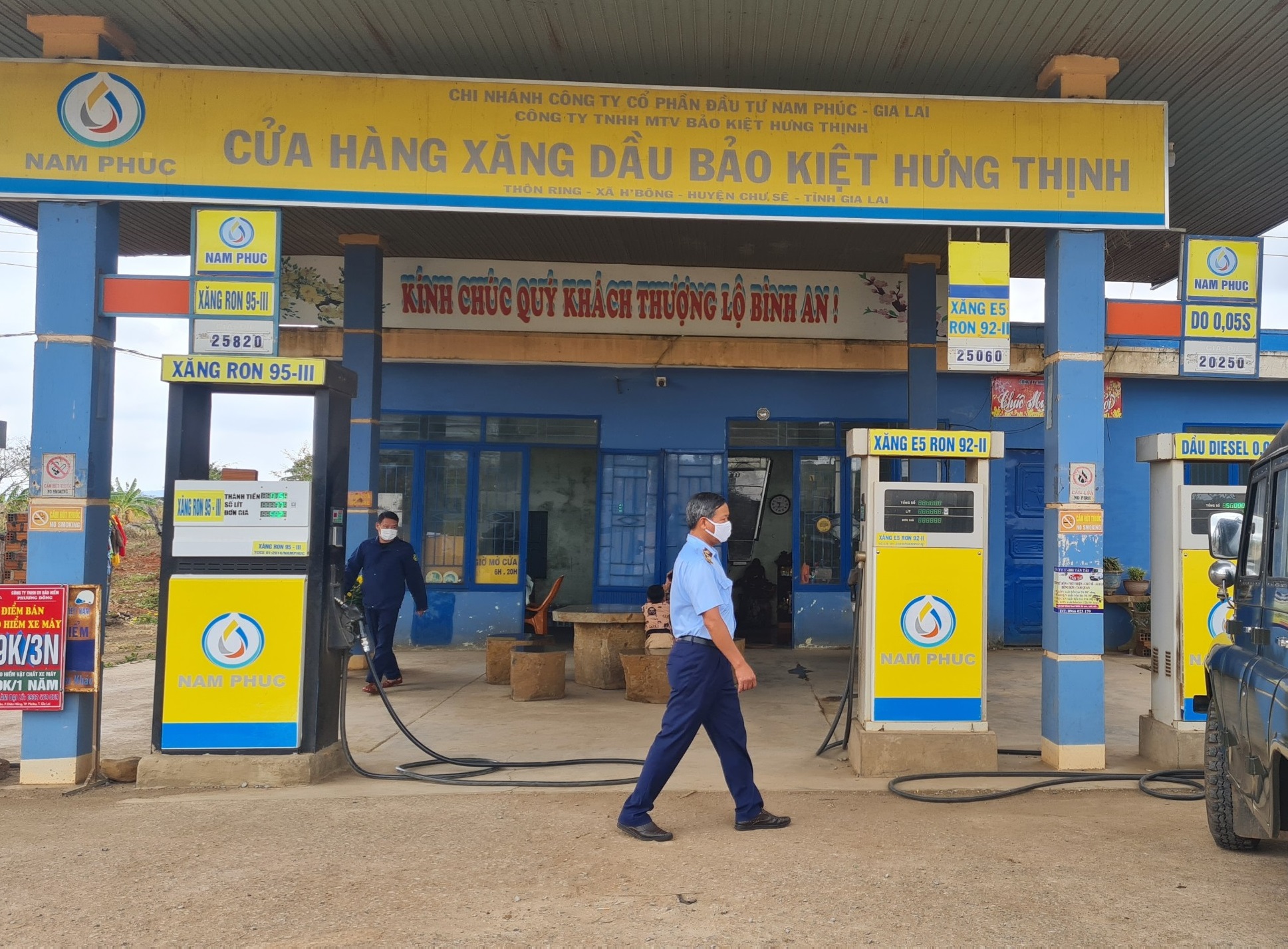 Hàng trăm cửa hàng xăng dầu phía Nam đóng cửa, ngừng bán hàng