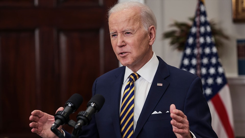Tổng thống Mỹ Joe Biden cấm nhập khẩu dầu Nga, cảnh báo giá xăng dầu của Mỹ sẽ còn tăng