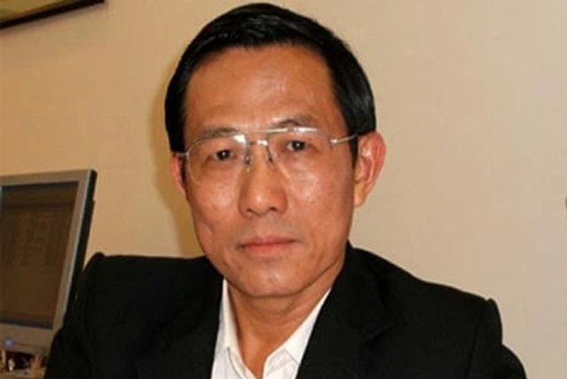 Khởi tố, bắt giam cựu Thứ trưởng Bộ Y tế Cao Minh Quang