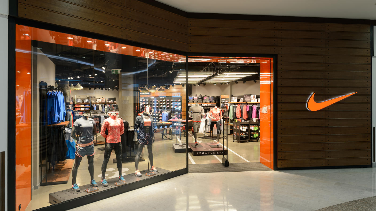 Nike vẫn mở cửa tại Nga sau tuyên bố tạm ngừng hoạt động