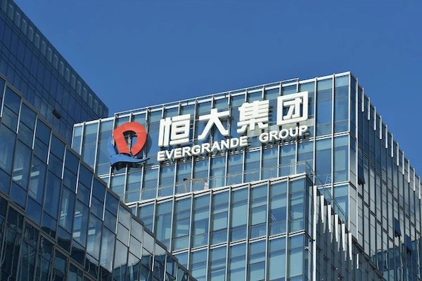 Evergrande bất ngờ bị tạm dừng giao dịch trên sàn Hồng Kông