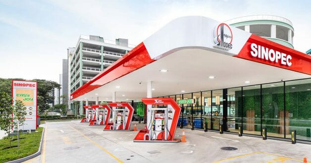 Sinopec của Trung Quốc tạm dừng các dự án với Nga