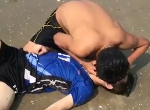 Thăng cấp bậc hàm với Trung úy Cảnh sát dũng cảm cứu 4 người đuối nước