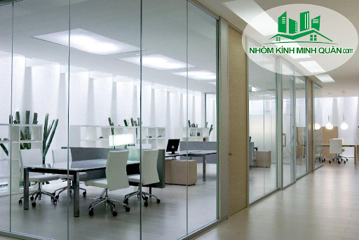 Công ty thi công vách ngăn kính cường lực tại Bình Dương