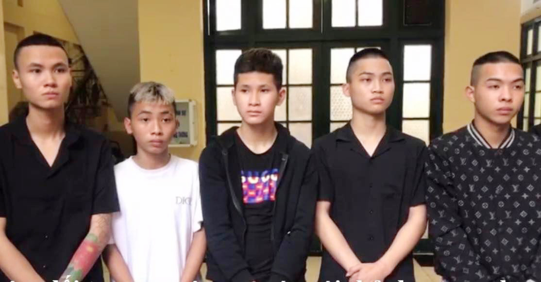 Hà Nội: Triệt phá băng nhóm thanh, thiếu niên chuyên cướp xe máy