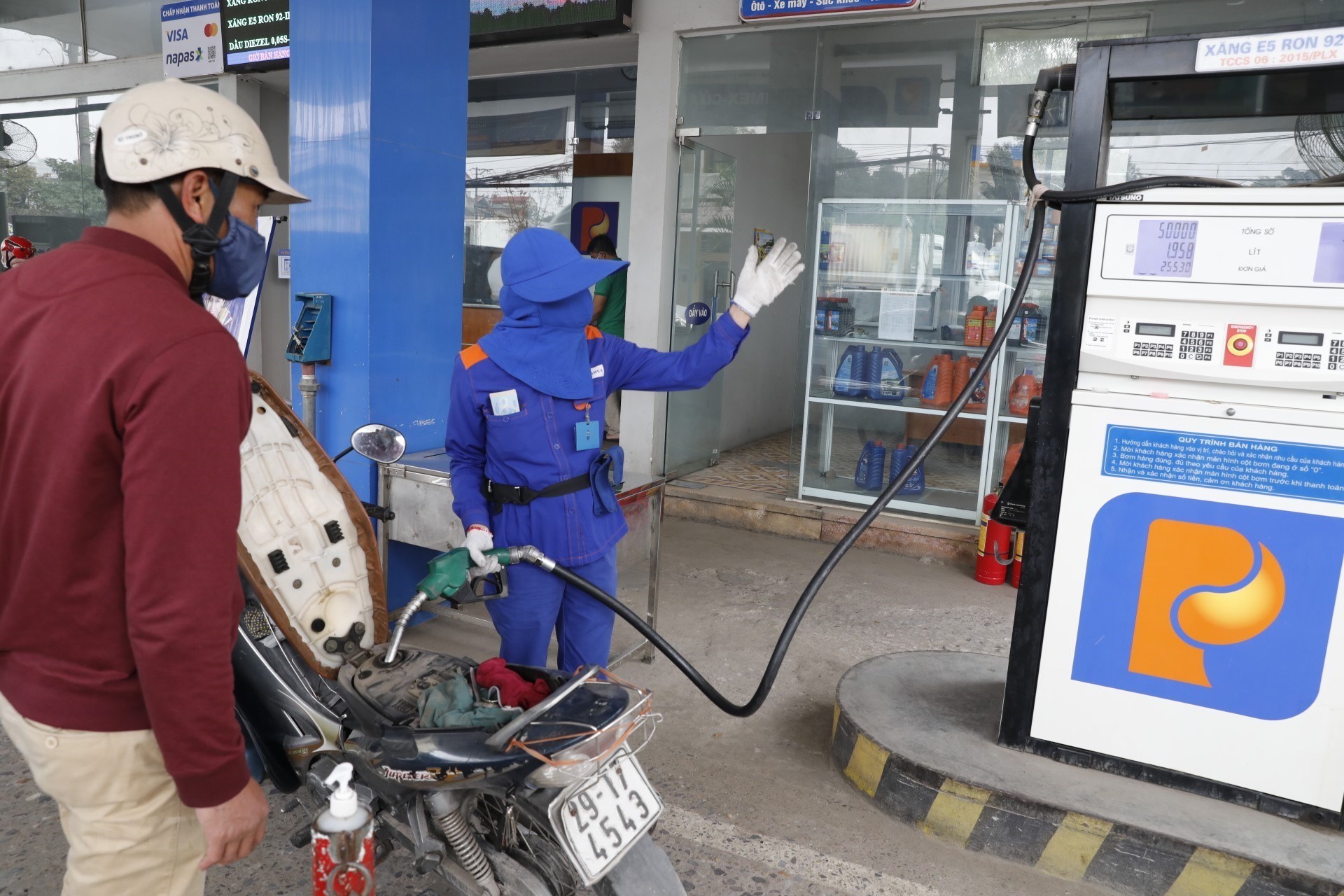 Tăng cường công tác thanh tra, kiểm tra và gian lận thương mại xăng dầu