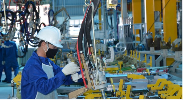 Công nghiệp chế biến chế tạo khởi sắc bất chấp đại dịch Covid-19