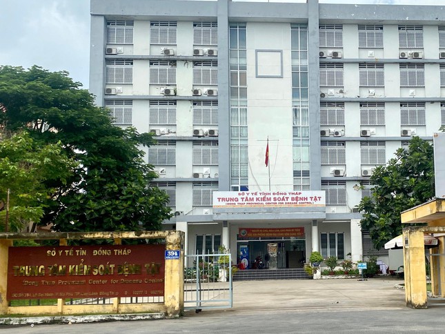 Khởi tố điều tra thương vụ Việt Á trúng 10 gói thầu trị giá hơn 200 tỷ ở Đồng Tháp