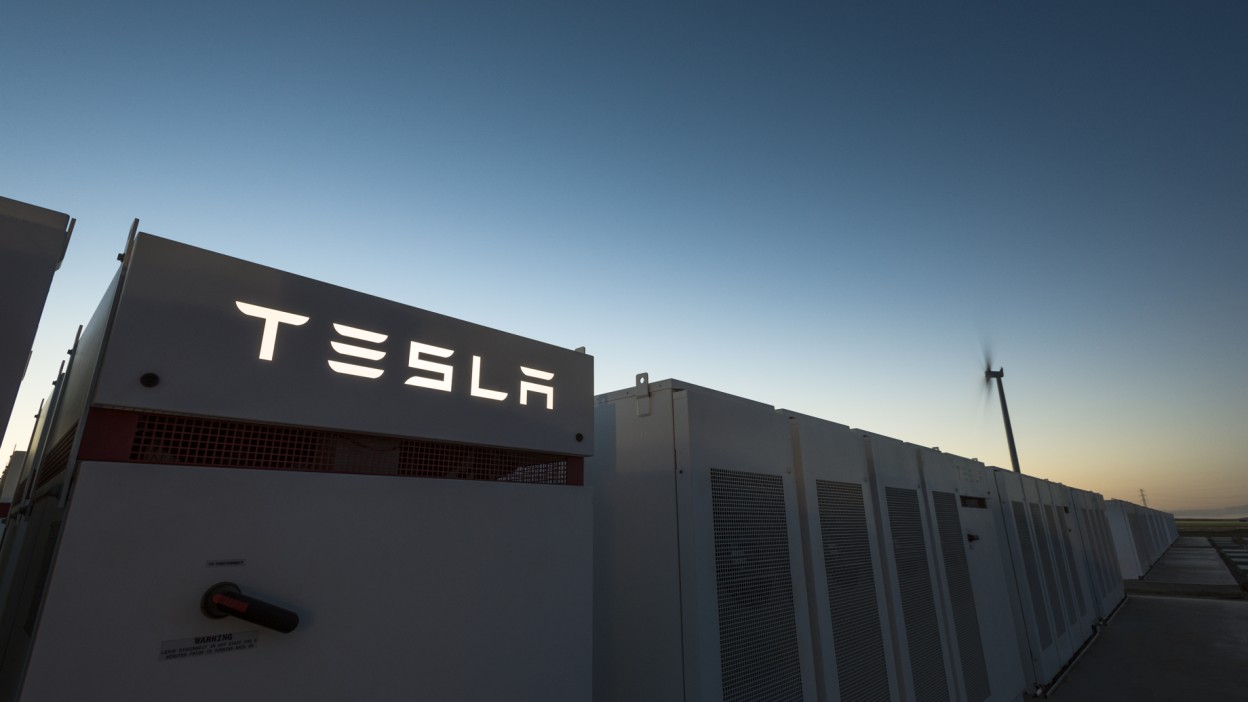 Cổ đông Tesla mong muốn hãng xe điện triển khai mua cổ phiếu quỹ trị giá 15 tỷ USD