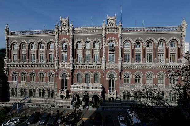 Tổ chức S&P tiếp tục hạ xếp hạng mức nợ công của Ukraine