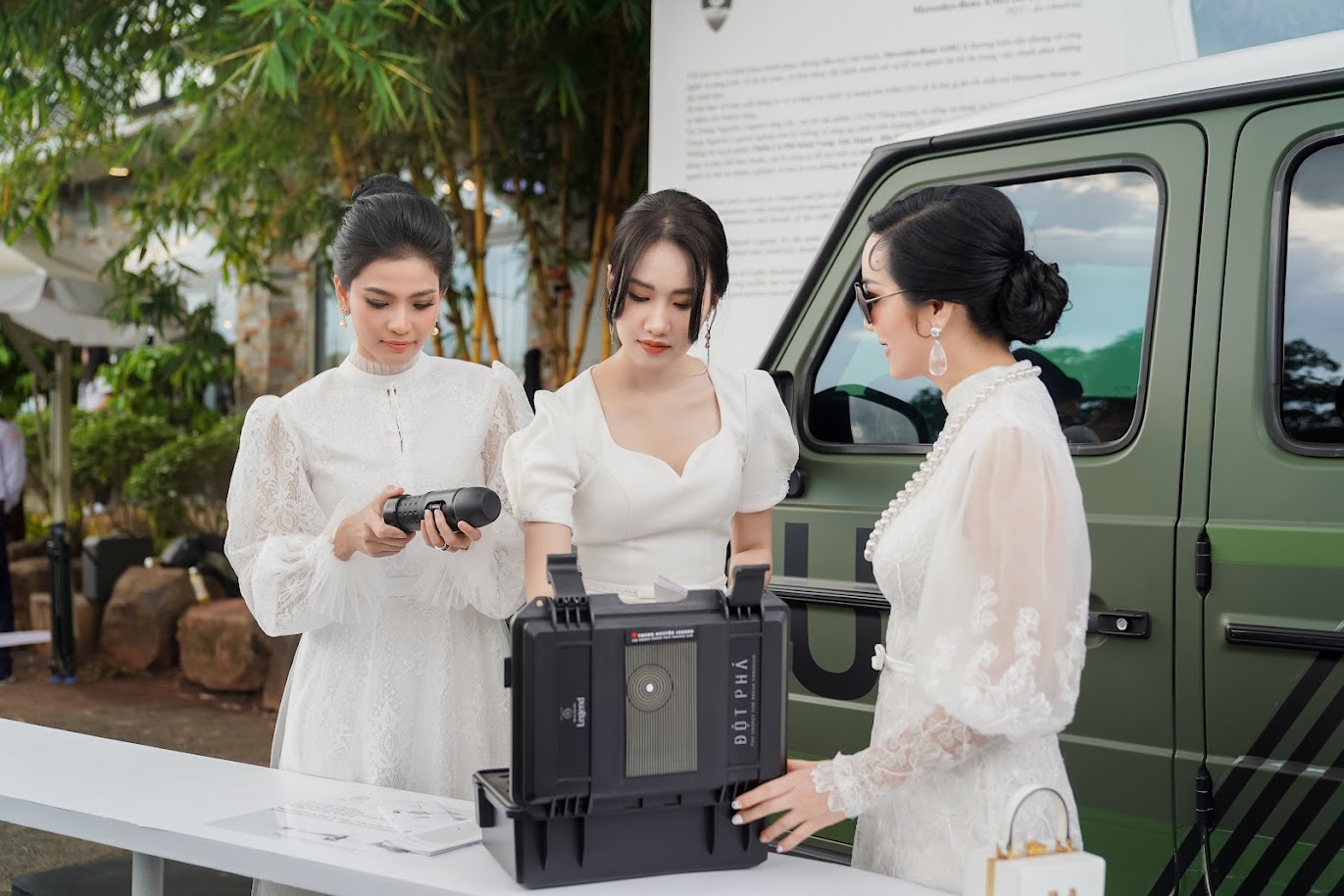 24h trải nghiệm 'Tỉnh thức là có thể' của các Hoa, Á hậu Việt