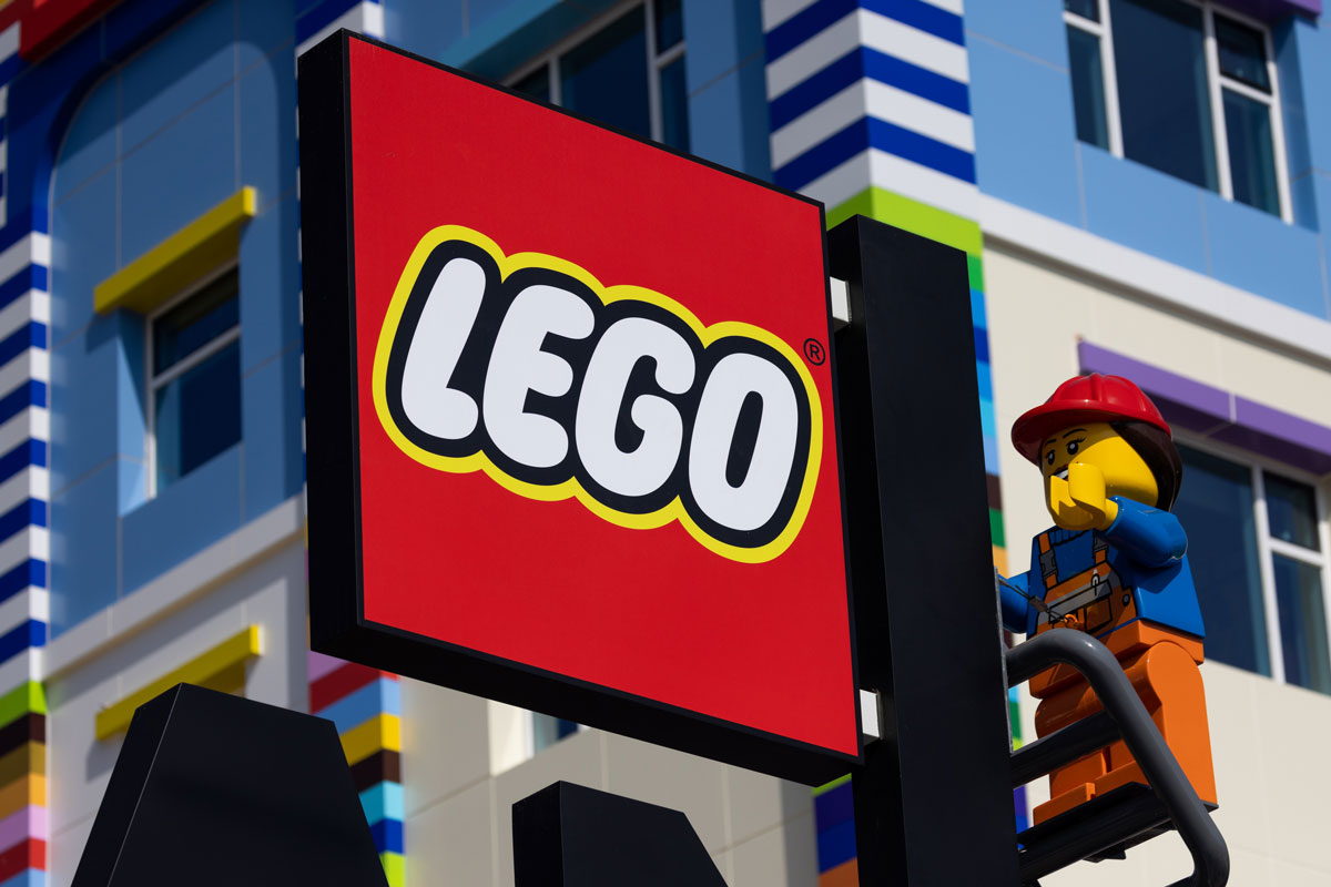 Lego ngừng hoạt động tại Nga
