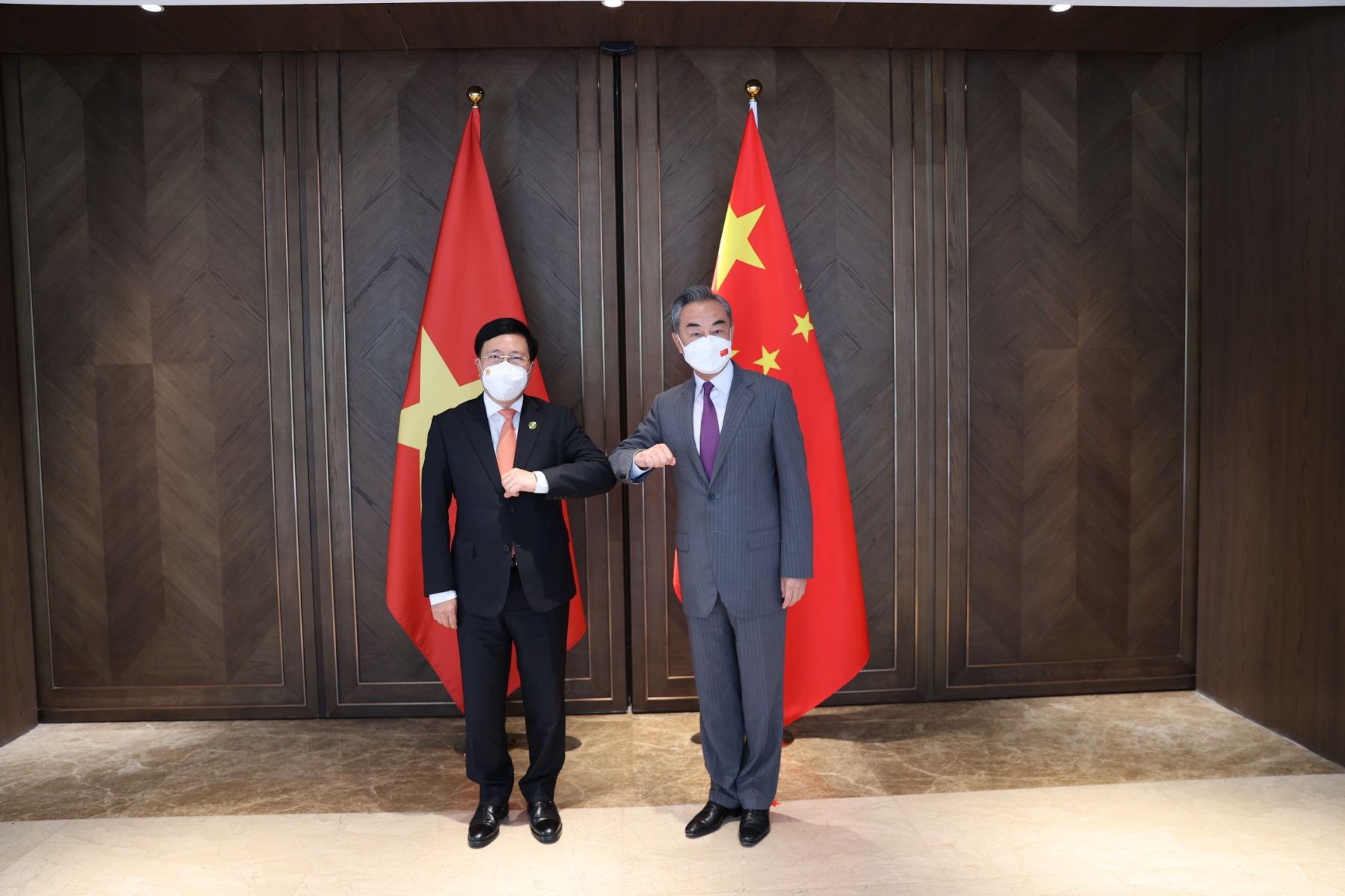 Trung Quốc đảm bảo thông quan thông suốt tại các cửa khẩu biên giới