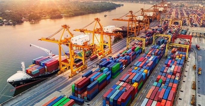 Bất chấp khó khăn, kim ngạch xuất nhập khẩu Việt Nam vẫn phục hồi mạnh mẽ