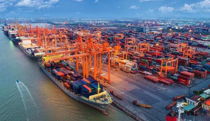 Xuất nhập khẩu hàng hoá Việt Nam tăng cao bất chấp khó khăn