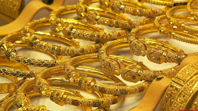 Giá vàng thế giới tiếp tục tăng mạnh