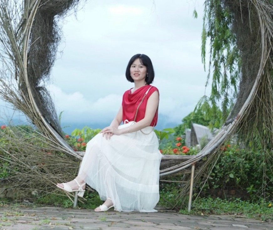 Thơ Nguyễn Văn Long: Gió Mưa Có Bồng Bềnh Môi Em