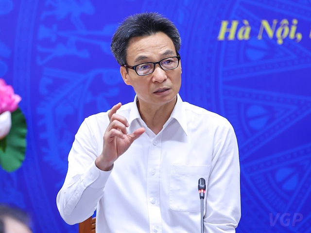 Phó Thủ tướng Vũ Đức Đam: 'Không thể chữa bệnh như nước tiên tiến nhất mà giá thì như nước nghèo nhất'