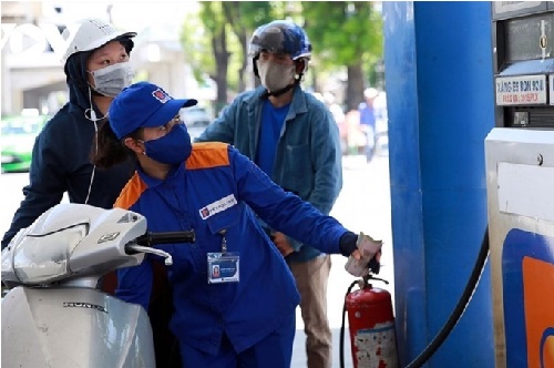 Ngày mai, giá xăng dầu có thể giảm mạnh