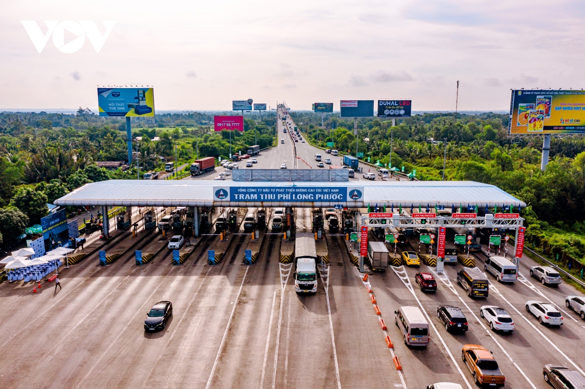 Lắp thêm làn thu phí không dừng ETC trên cao tốc TP.HCM-Long Thành-Dầu Giây