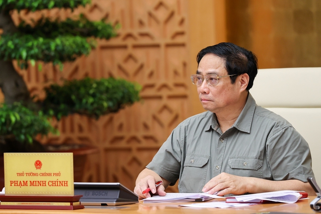 Thủ tướng: Không mất bình tĩnh, dao động trước biến động mạnh của tình hình thế giới